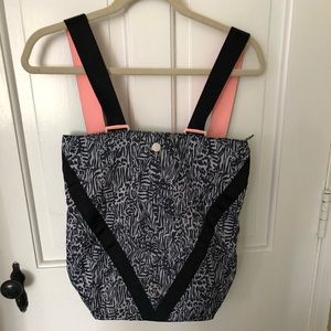 Girls Iviva by Lululemon lightweight backpack